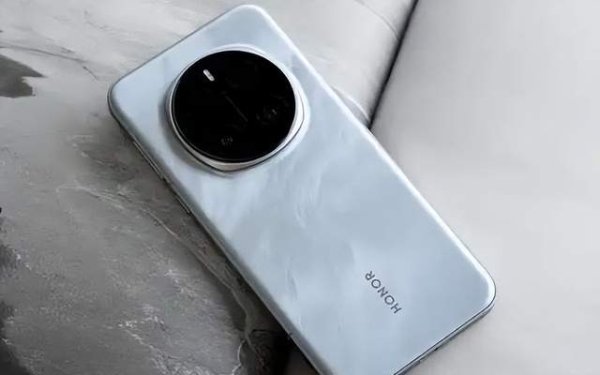 上阳网配资 荣耀Magic7Pro售价最新确定，骁龙8至尊版+5850mAh，突降691元